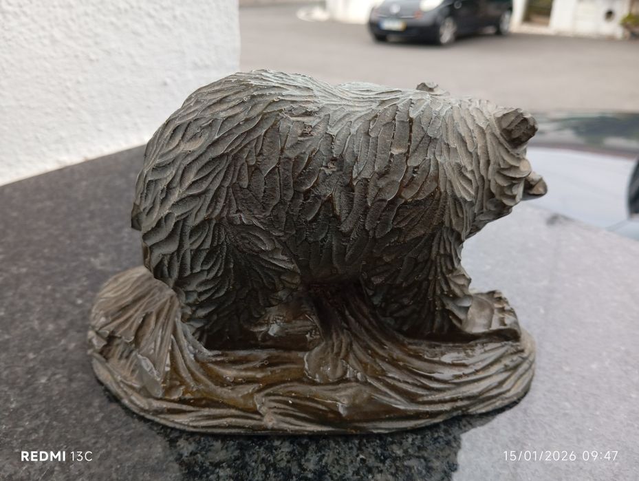 Estatueta urso em pedra do Canadá