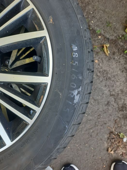 Резина с дисками 185/60/15