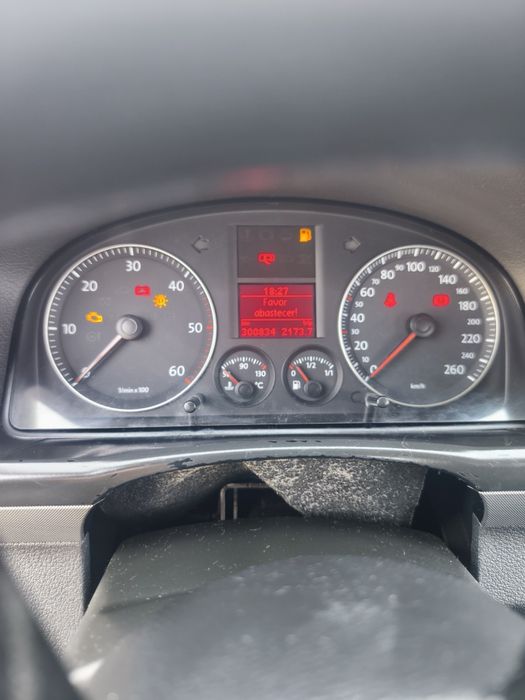 Vw touran 1.9 tdi — photo 5