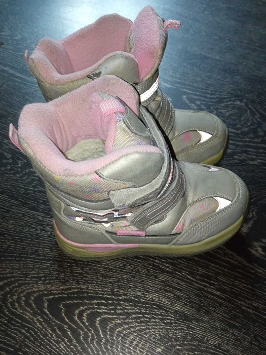 Зимние сапожки на девочку