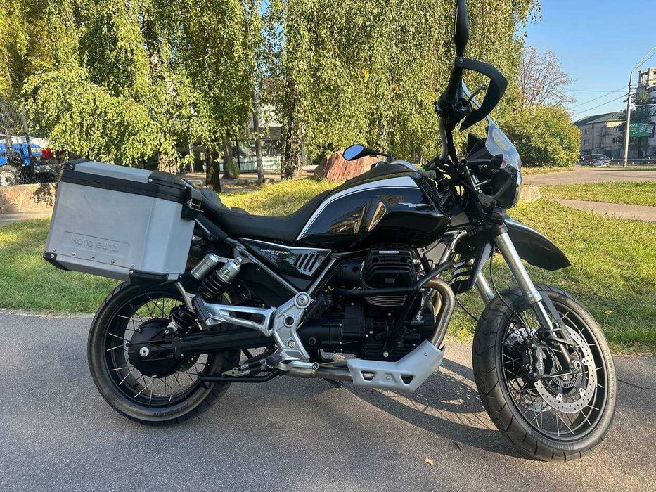 Мотоцикл Moto Guzzi V85TT 2023 рік 4500 км
