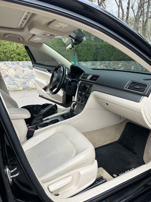 Volkswagen PASSAT NMS 2013