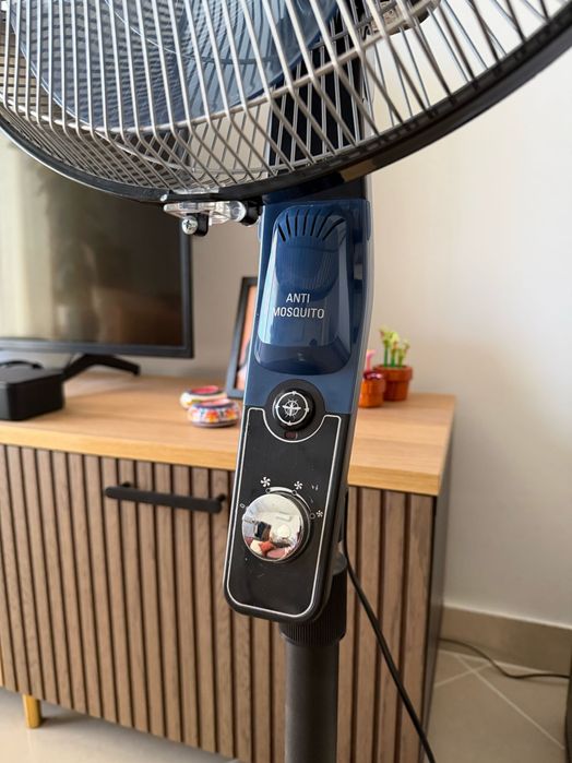Ventoinha de Pé ROWENTA Mosquito Protect VU4420F0