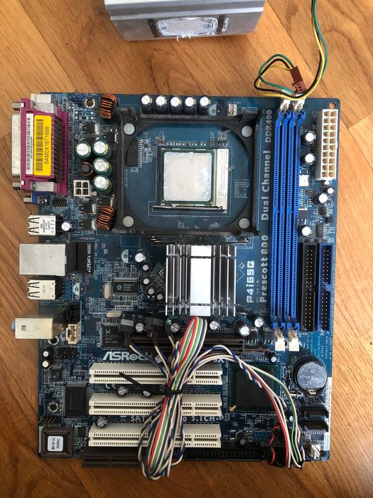 Продам комплект (мат. плата, проц, память)