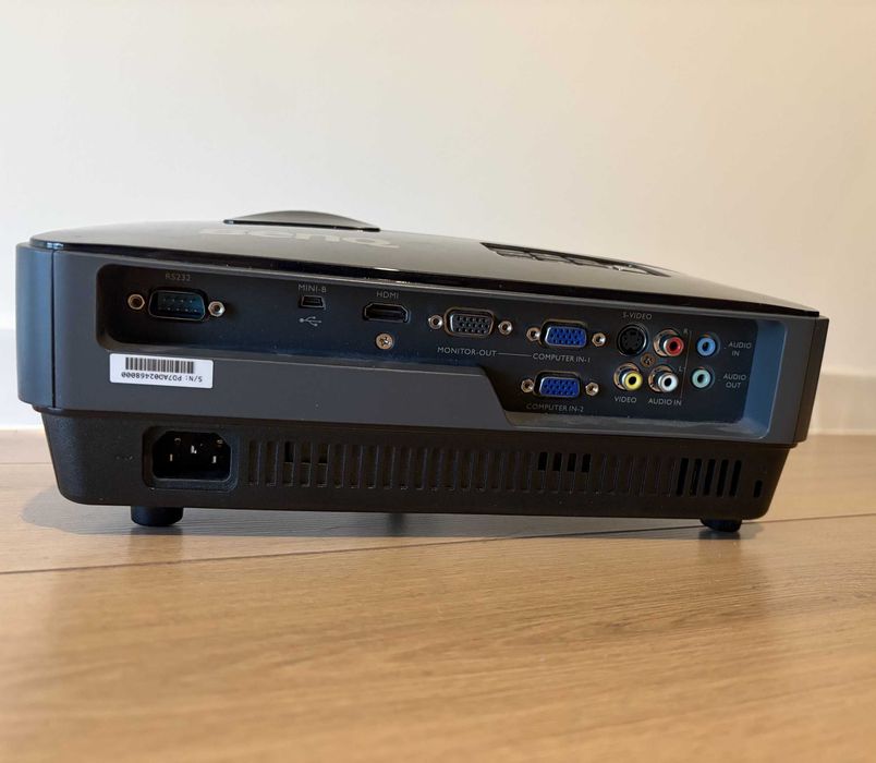 Projektor BenQ MX520