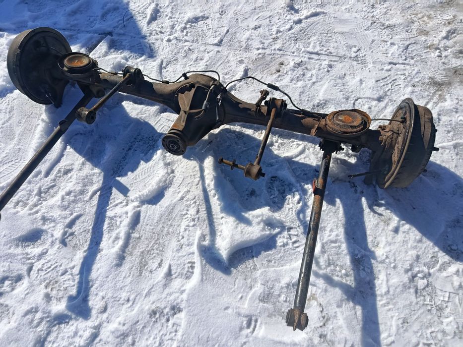 Продам задний мост в сборе нива Шивролет.