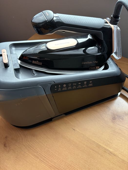 Generator pary BRAUN CareStyle 7 Pro IS 7286 BK