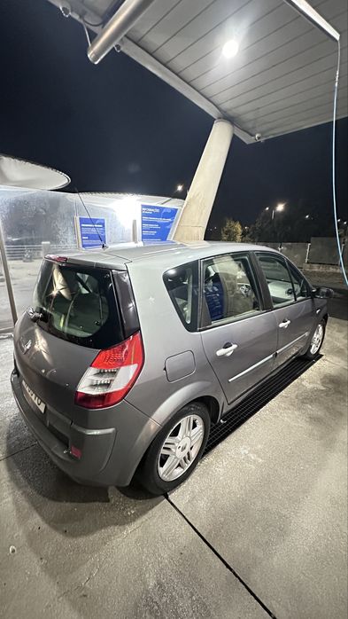 Renault Mégane Scénic 1.9 dCi — photo 3