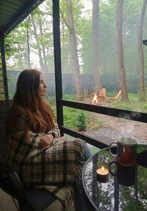 Відпочинок на природі у сучасному смарт-будиночку.  Для двох