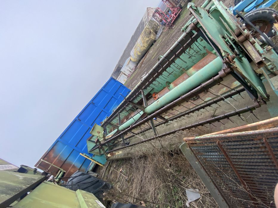 Комбайн ДОН 1500Б