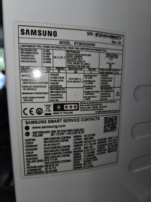 Frigorífico SAMSUNG RT29K5030WW
MODEL: RT29K5030W