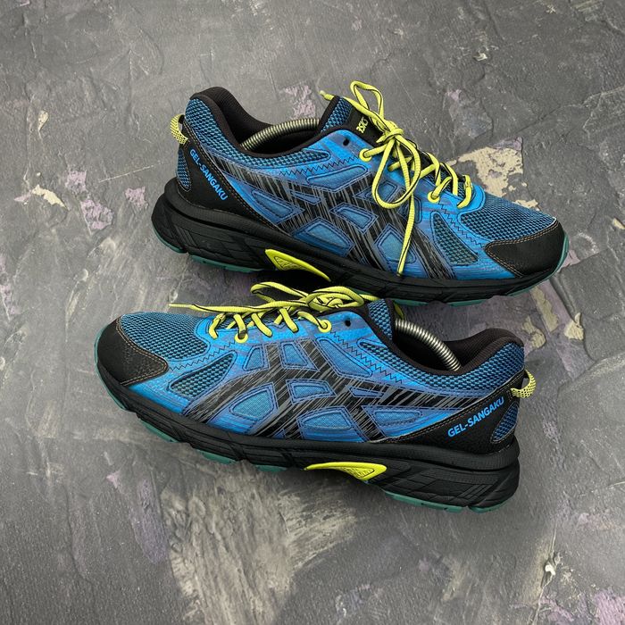 Кроссовки Asics Gel Sangaku: 1 799 грн. - Кроссовки для бега Калуш на Olx