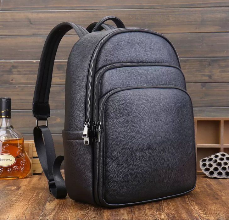 Чоловічий шкіряний рюкзак