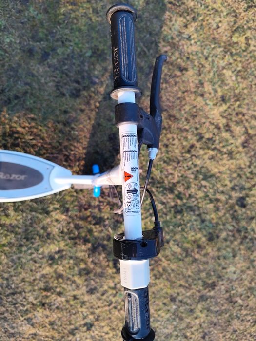 Hulajnoga elektryczna Razor