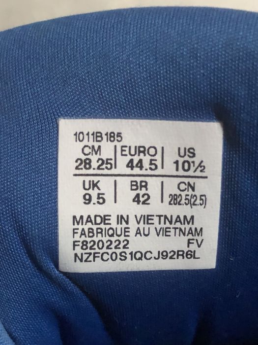 Оригінальні кросівки ASICS Gel GT2000 11 у чудовому стані для бігу волейболу повсядкення  44 5 44 43,5 43 42,5 42 28,25 28 27,5 27 26,5