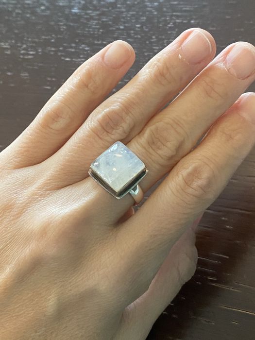 Срібне колечко з лабрадоритом