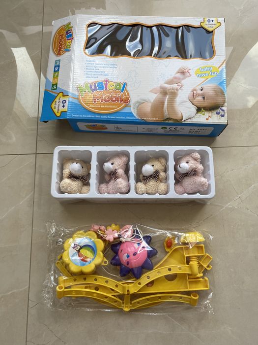 Іграшка Мобіль Різнокольоровий новий