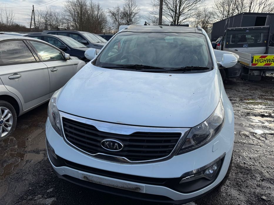 Разборка розборка Kia Sportage 2.0 crdi кіа спортейдж 4х4 запчастини