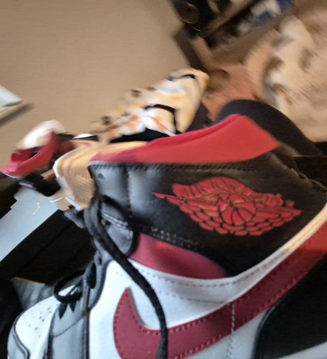 NIKE Jordan Air 1 MId rozm. 41