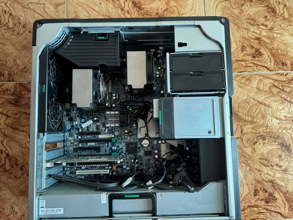 Workstation PC HP Z600 - 2x Xeon X5640 32GB