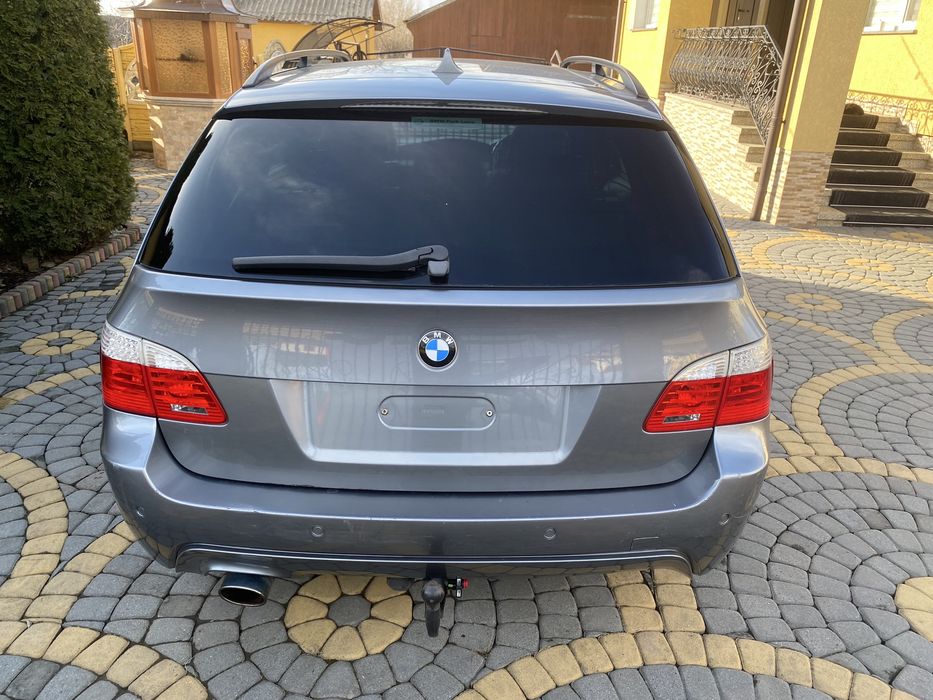 Бампер М bmw e61 e60 БМВ е60 е61
