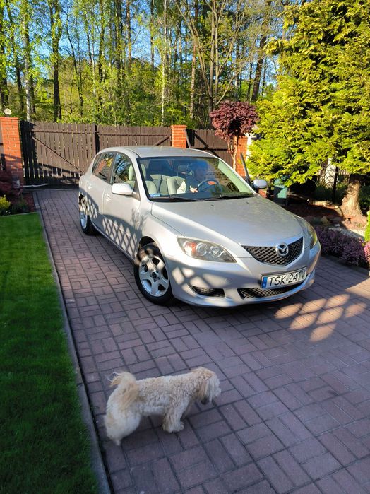 Samochód Mazda 3 2004