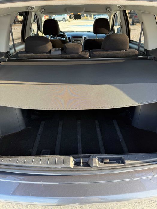 Mitsubishi Outlander XL 2012 2.4 бензин