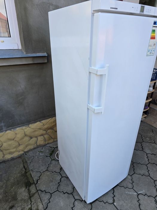 Морозильна камера Liebher GNP 2756 на 7 ящиків. NoFrost