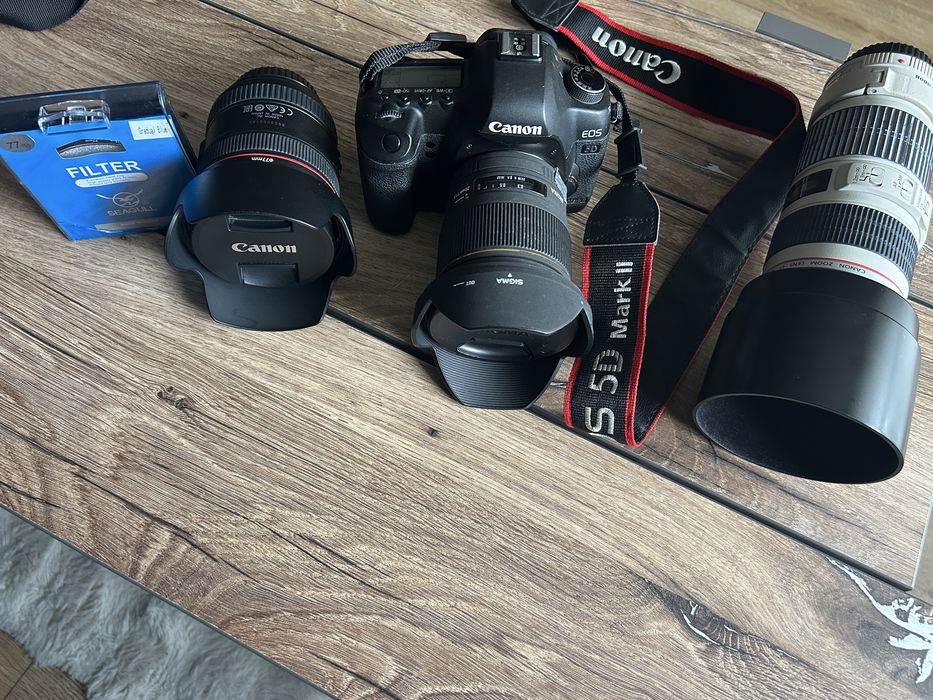 Canon 5D Mark II + 3 obiektywy + akcesoria – zestaw gotowy do pracy