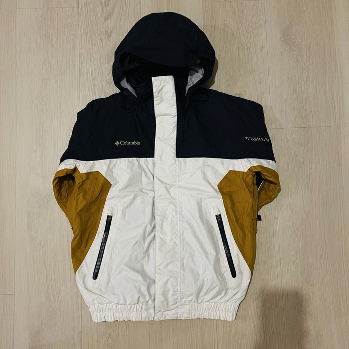 Columbia titanium omni tech jacket