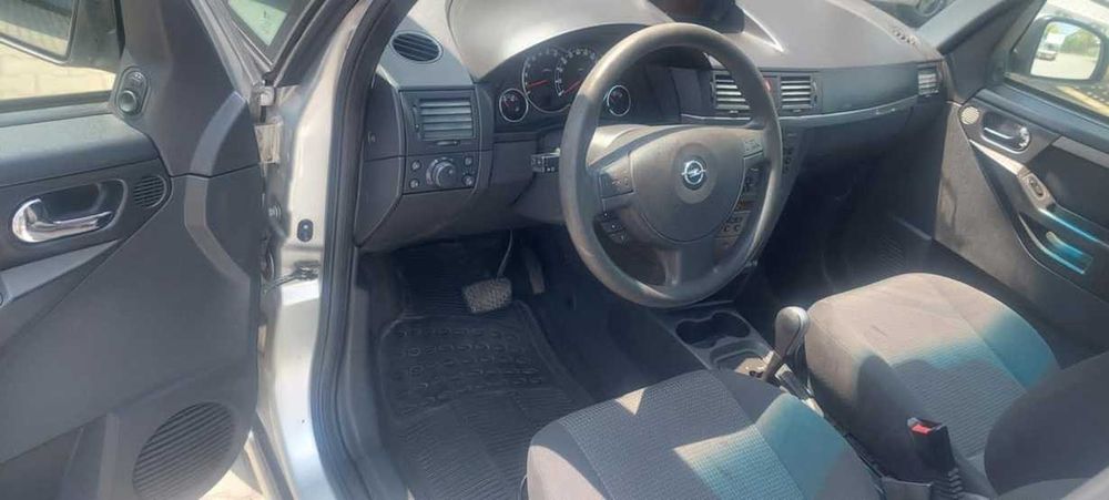 Fajna Meriva KLIMA Automat !