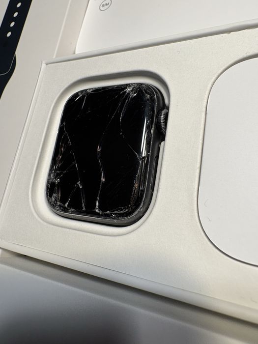 Apple Watch SE Uszkodzony, zobacz opis