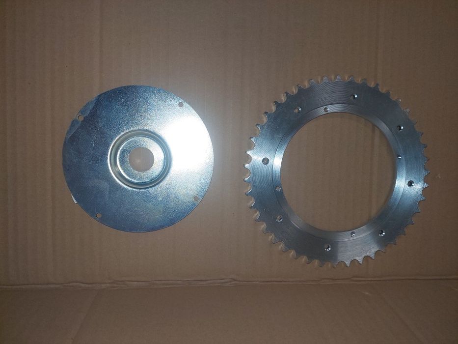 Zebatka tyl+oslona wsk125 m06-b1 dwuramowka garbuska kolo tyl rama