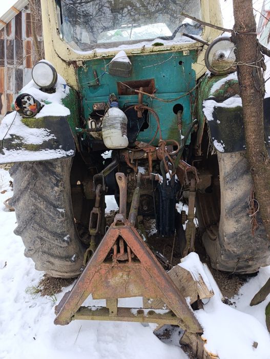 Продам трактор ЮМЗ з причепом і дисками