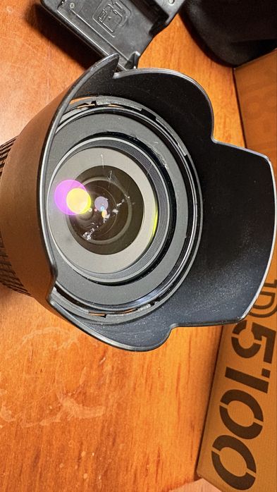 Nikon d5100 body + nikkor 18-105