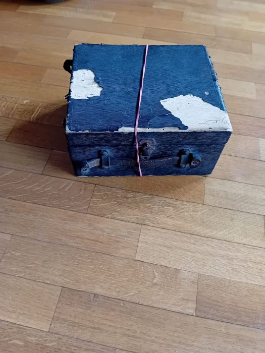 Aparat do leczenia chorób  skóry.