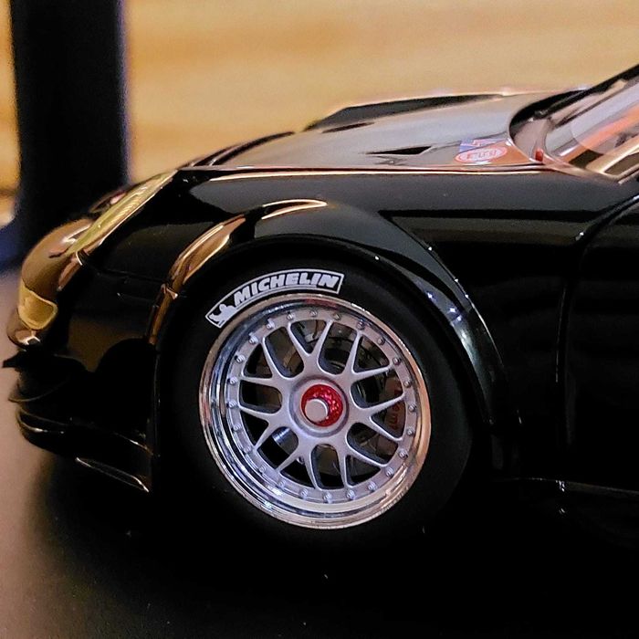 Porsche 911 (997) GT3 RSR Plain Body Version 2010 AUTOart 1:18