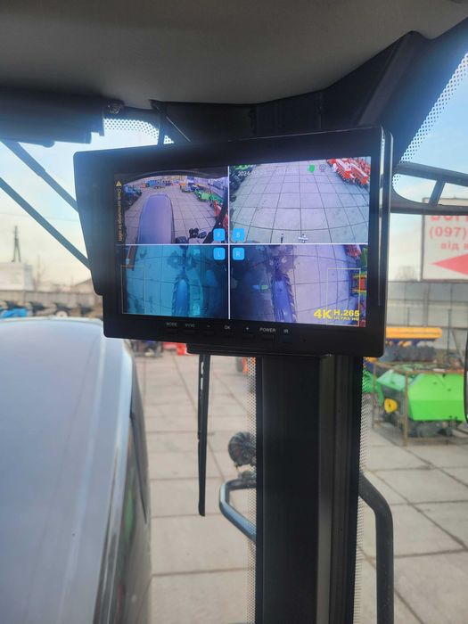 Трактор СКАУТ TB-904С з кондиціонером