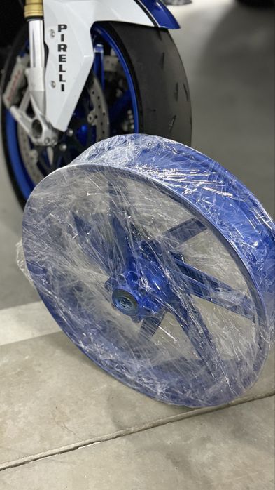 Jante dianteira BMW HP4