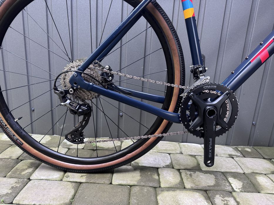 Trek Checkpoint ALR 5. Shimano GRX 810, Praxis Alba GR, Bontrager Comp