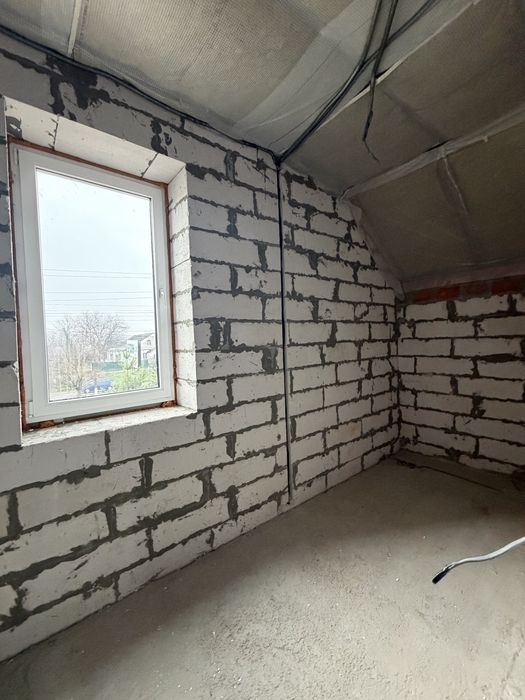 Котедж 160м2 на 9 сот біля 9-ї школи по вул.Декабристів