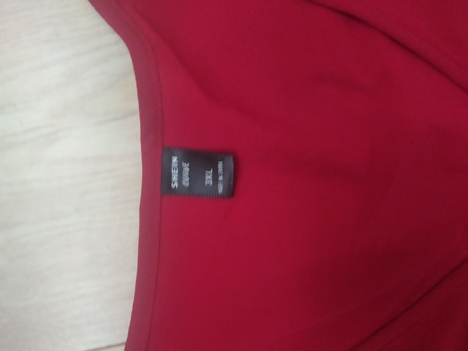 Sukienka kolor bordowy