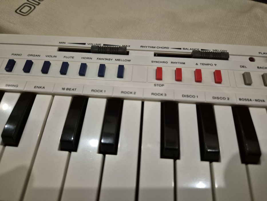 Casio PT-20 – Teclado Vintage Anos 80 – Raro, Portátil e 100% Funciona