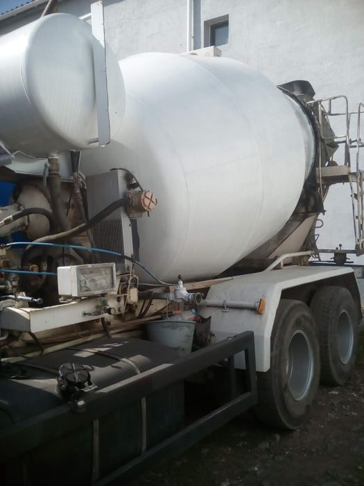 Камаз бетонозмішуваш