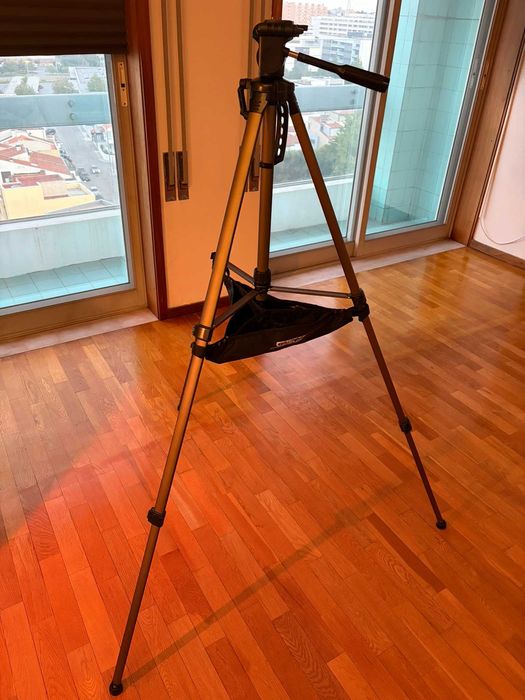 Walimex WT-3570 Basic – Tripé Fotográfico + Bolsa + Suporte para Acessórios