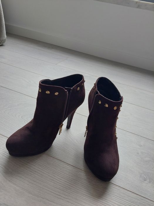 Botins marca Xti