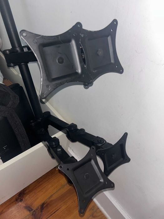 Conjunto escritório 4 monitores Dell