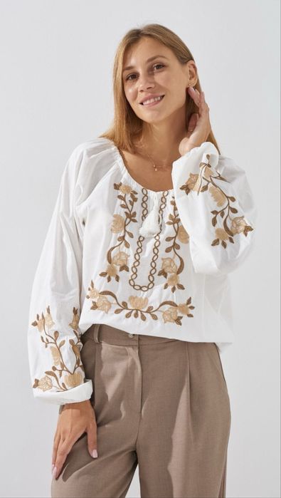 Жіночі вишиванки рoзмір L