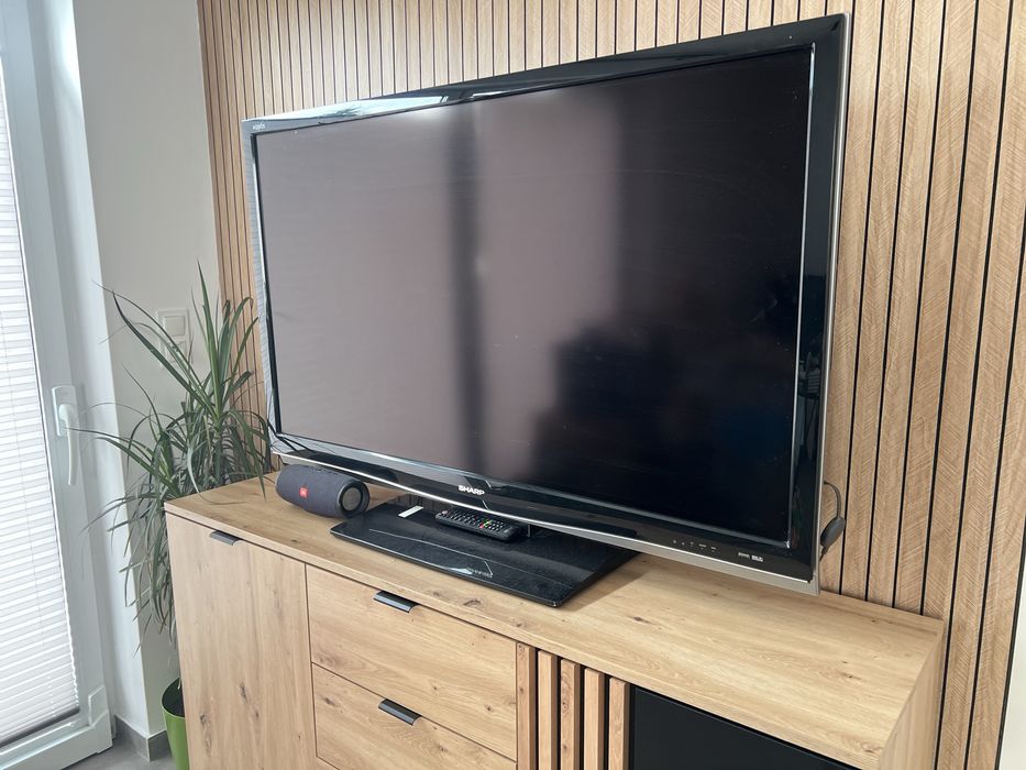 Telewizor Sharp Aquos 52" LC-52X20E - na części / uszkodzony