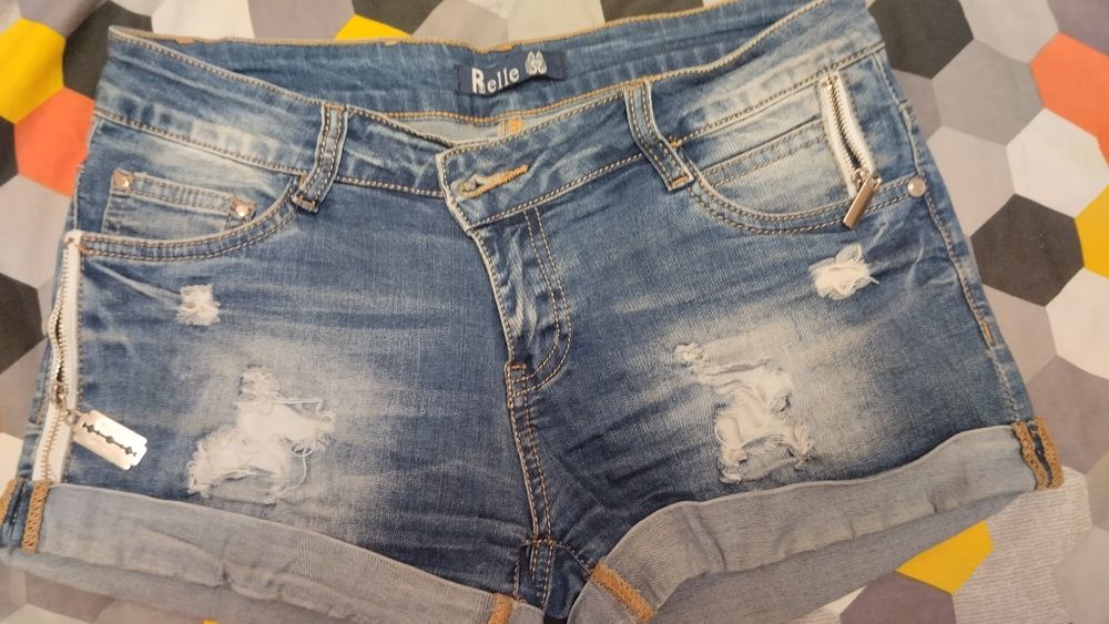 Женские джинсовые шорты